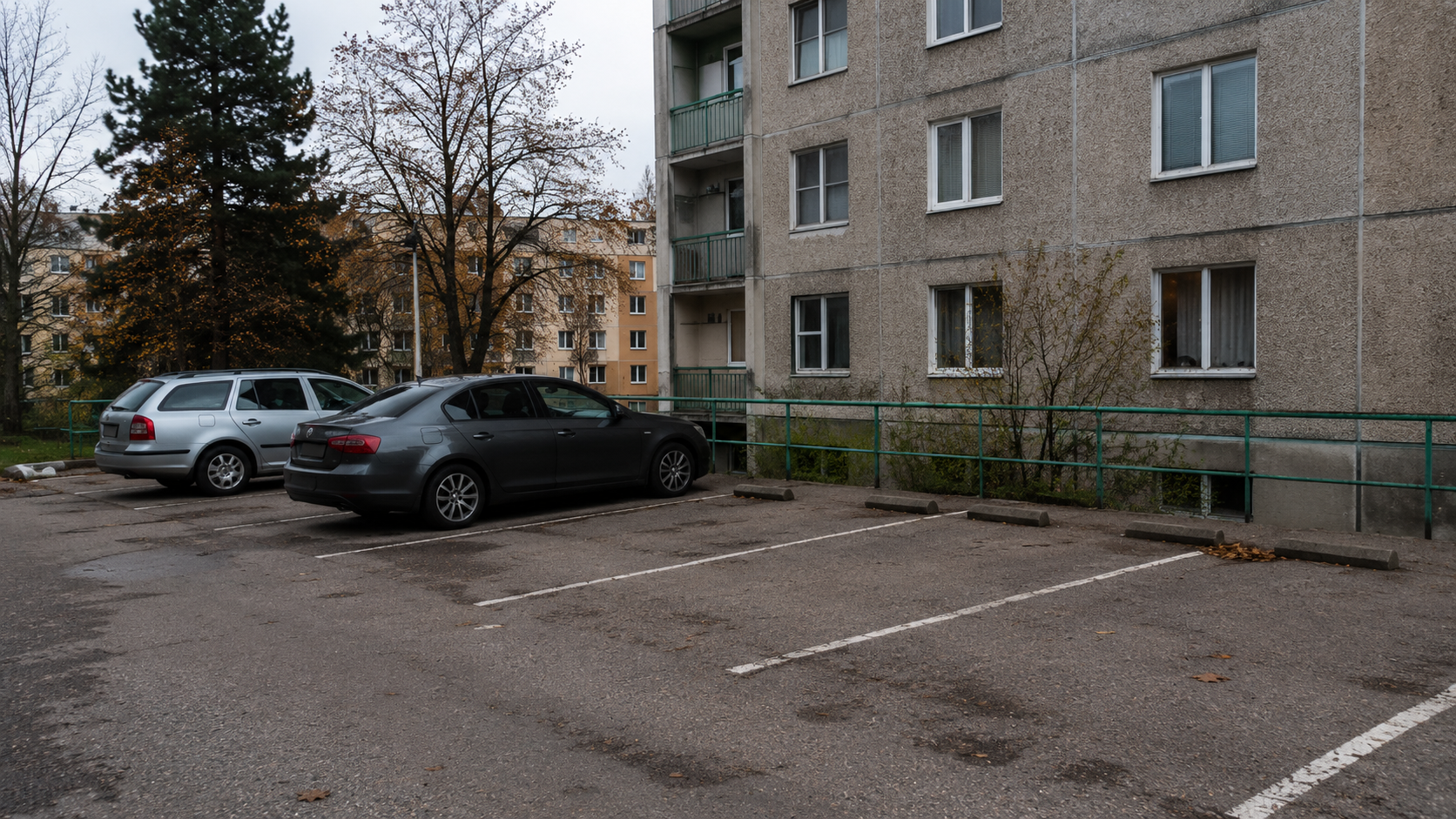 Ako správne zmerať parkovacie miesto pre auto, dvere aj vystupovanie — širší kontext