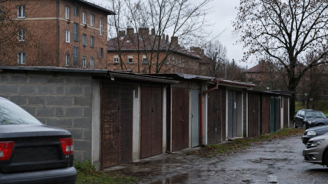 Garáže na prenájom v Banskej Bystrici a Bratislave
