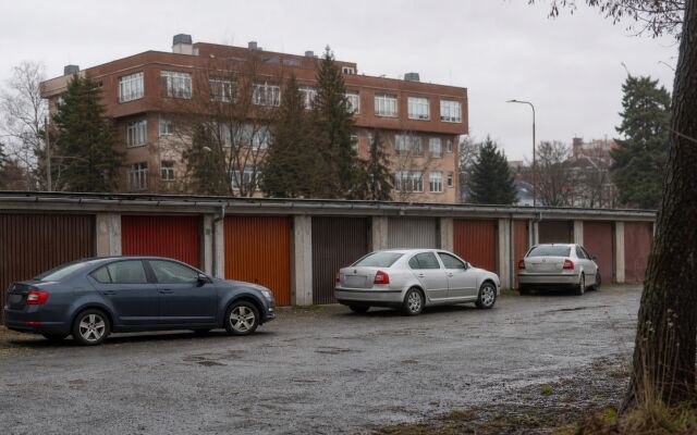 Garáž na prenájom v Prešove s cenovými tabuľkami a aktuálnymi ponukami