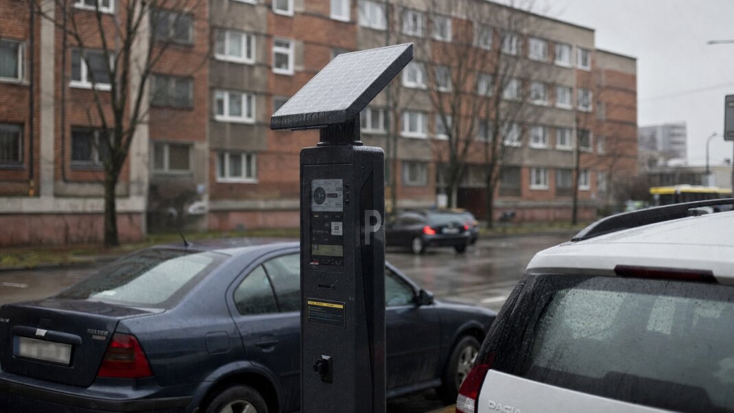Parkovací automat bez hotovosti na ulici v Žiline