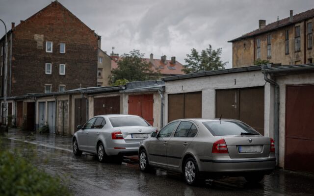 Parkovacie miesto s označením pre firmy v Bratislave