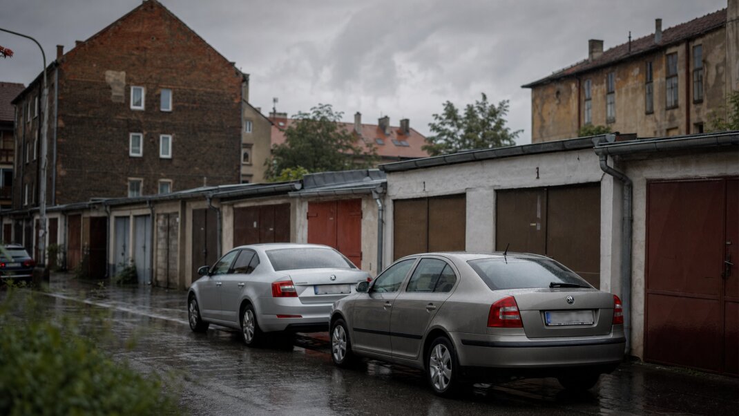 Parkovacie miesto s označením pre firmy v Bratislave
