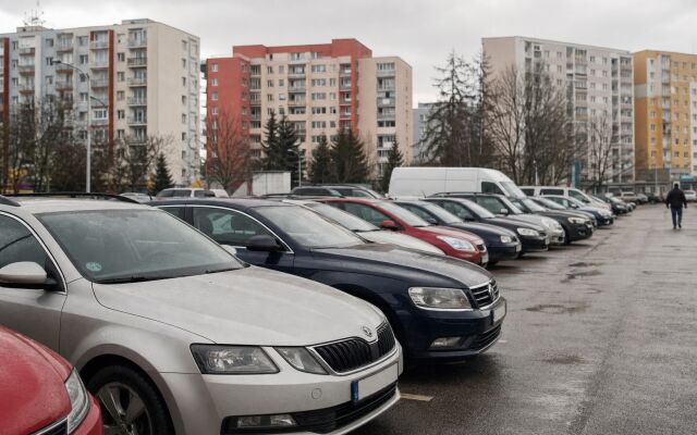 Parkovacie miesta v Bratislave s cenovkami a prehľadom dostupnosti