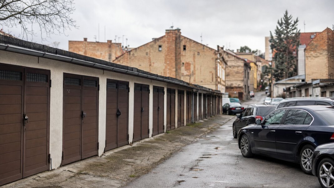 Garáže na predaj v Bratislave s rôznymi cenovými ponukami