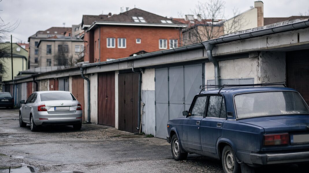Garáž s vodovodným pripojením v Bratislave, ktorá zvyšuje jej hodnotu a výnos