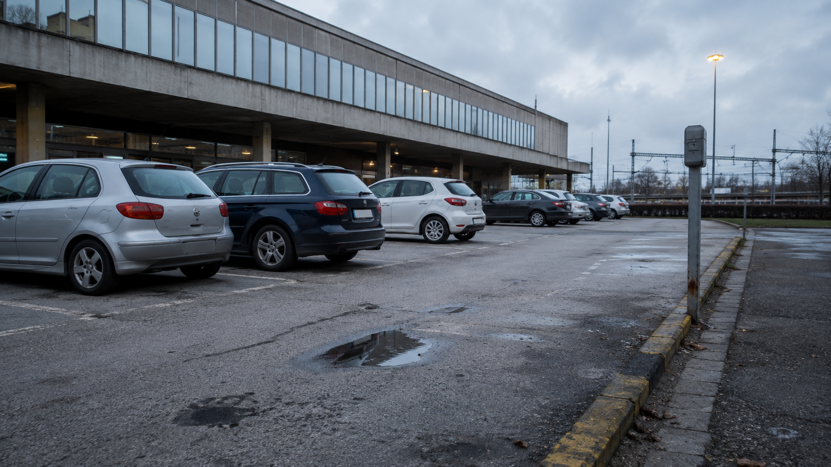 Železničná stanica Košice autom: vyzdvihnutie, odvoz a celodenné státie — širší kontext