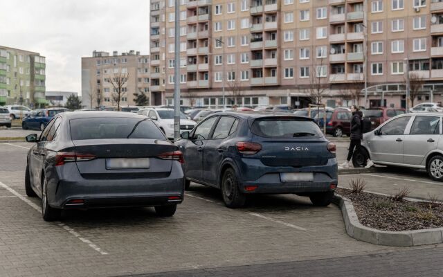 Parkovisko pred mestským úradom v Trebišove