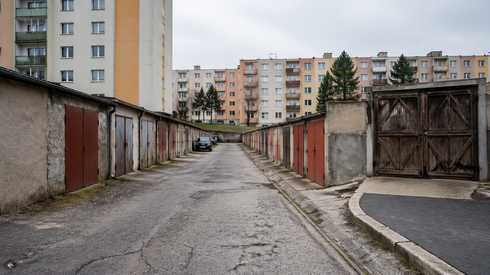Prenájom garáže v Košiciach: Prehľad podľa mestských častí (Terasa, KVP, Juh, Sever) — wide