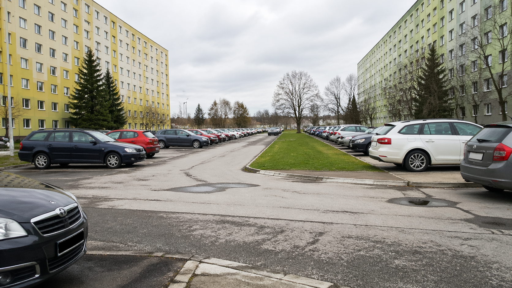Prenájom parkovacieho miesta v Petržalke: Ceny, dostupnosť a tipy — wide