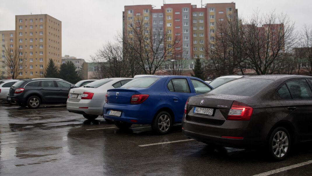 Graf znázorňujúci rast cien parkovania v slovenských mestách