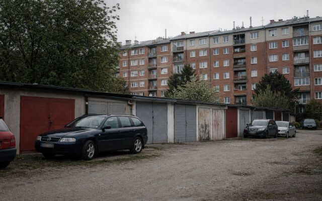 Porovnanie parkovacích možností v Bratislave: garáž, prenájom a platené parkovanie