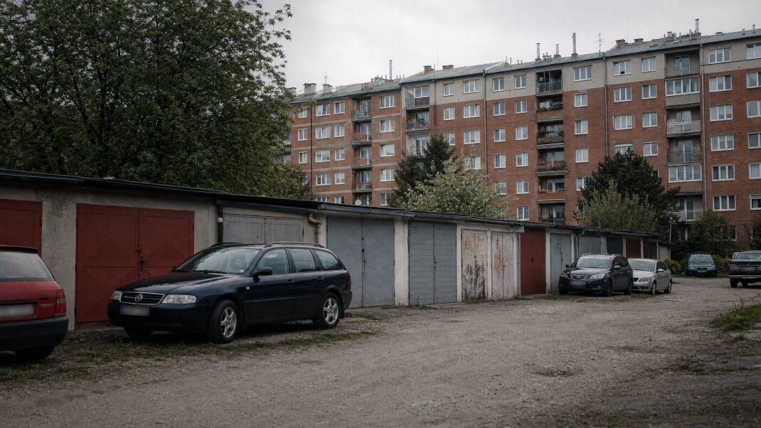 Porovnanie parkovacích možností v Bratislave: garáž, prenájom a platené parkovanie