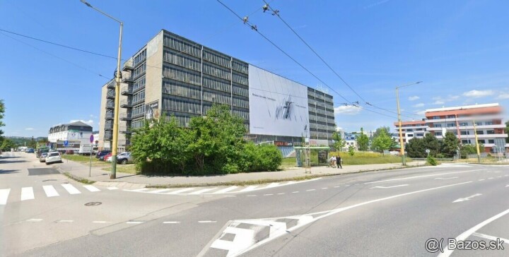 Prenájom samostatného garážového boxu na Saleziánskej ulici