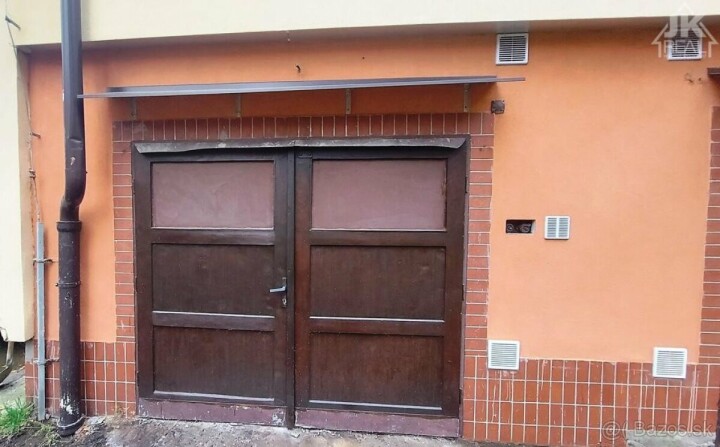 Predaj tehlovej garáže v Prešove na Záhradnej ulici