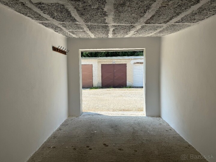 Prenájom garáže v obľúbenej lokalite s prístupom