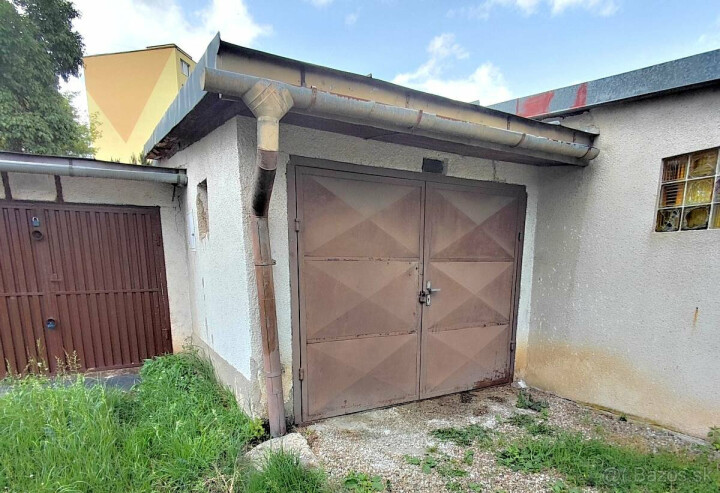 Na predaj garáž s montážnou jamou v Snine, Kukučínova ulica