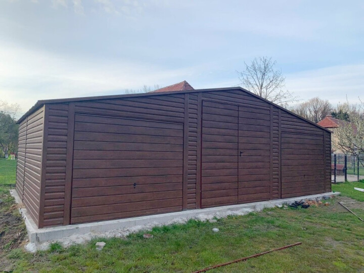 Plechová garáž na predaj 11x6 m