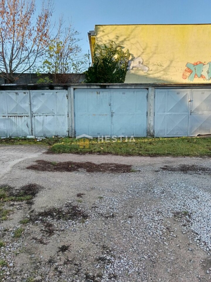 Predaj garáže v Senici na Továrenskej ulici