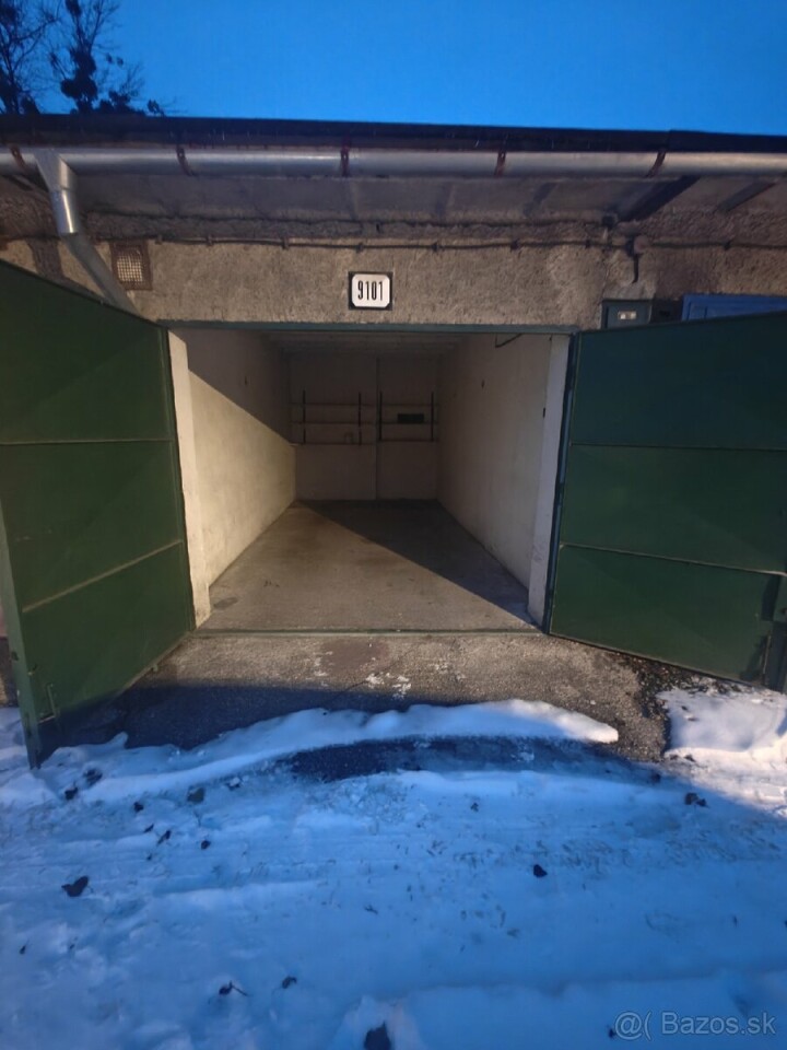 Garáž na prenájom v lokalite Lesná/Čerešňová