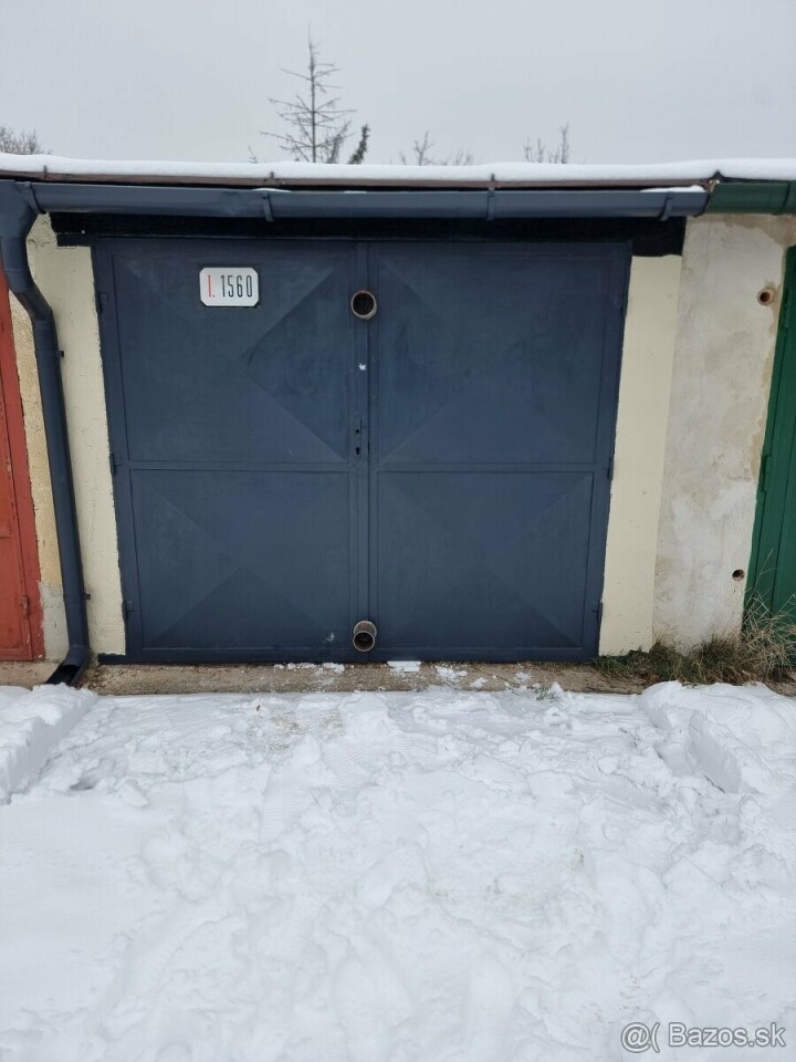 Predaj garáže 19 m² v Prievidzi