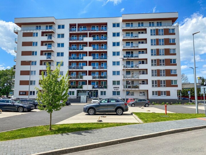 Prenájom vonkajšieho parkovacieho státia 12 m2 - Bytový dom URSUS