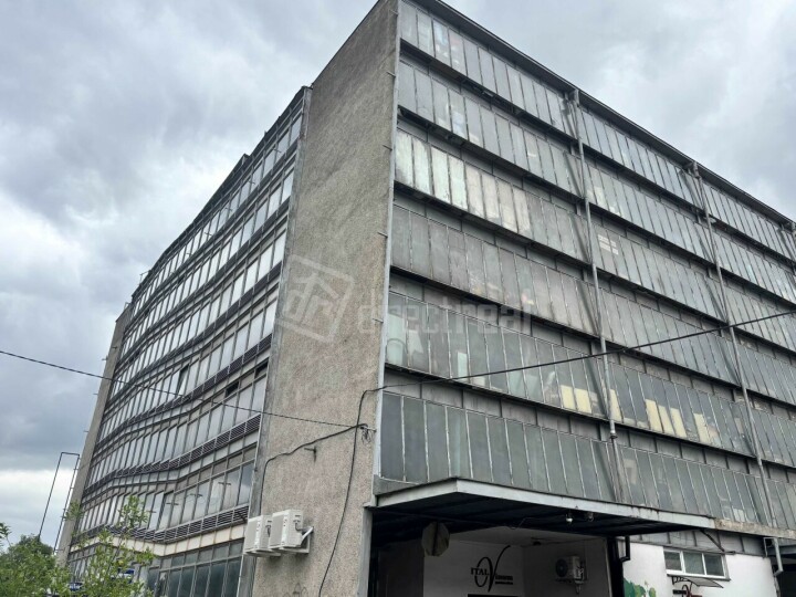 Predaj samostatného garážového boxu v Hlinách VII