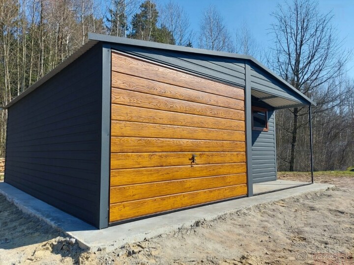 Plechová garáž 6x6 m s technickou miestnosťou