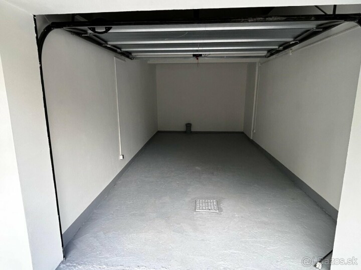 Na predaj 3 garáže na Karloveskej ulici v Bratislave
