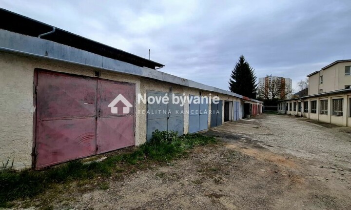 Na predaj garáž v radovej zástavbe, Hrnčiarska ulica, Humenné