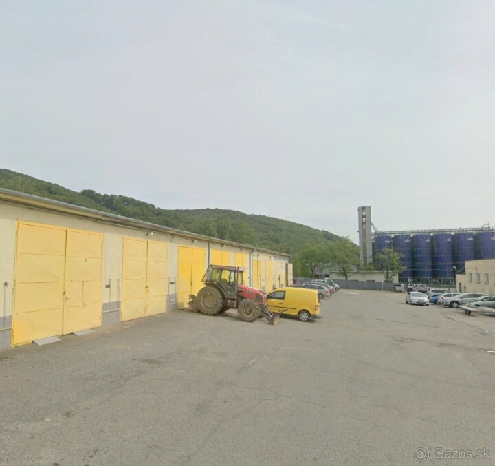 Na prenájom murovaná garáž vo Svidníku – Stropkovská ulica
