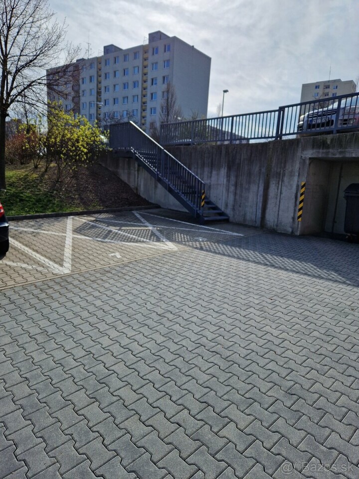 Predaj vonkajšieho parkovacieho státia na ulici Martina Granca