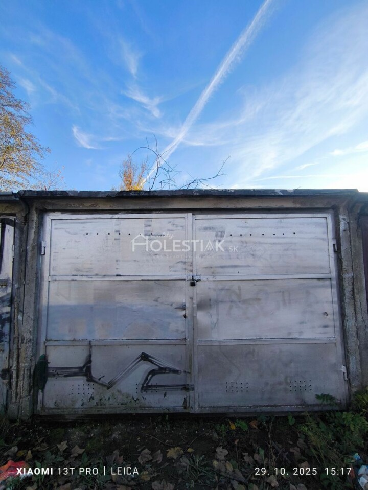 Na predaj prefabrikovaná garáž v Čadci