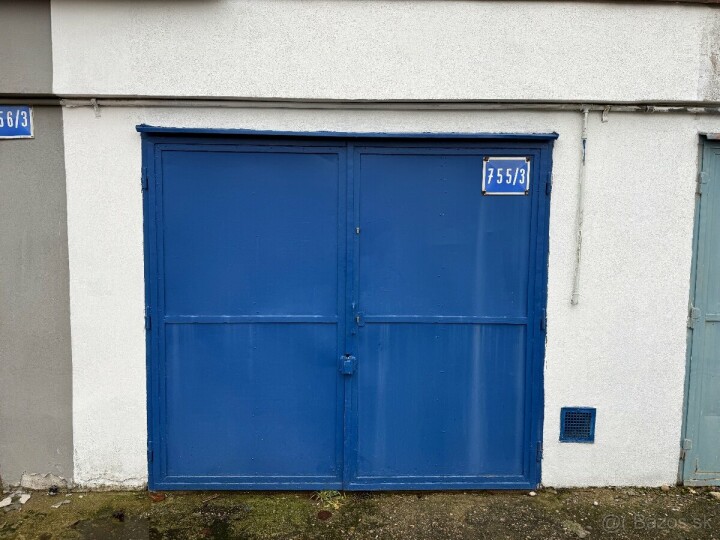 Na prenájom garáž na Teplickej ulici, 18 m²