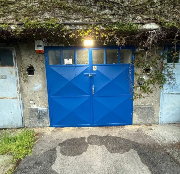 Kompletne zrekonštruovaná garáž 25 m² na predaj v Starom Meste