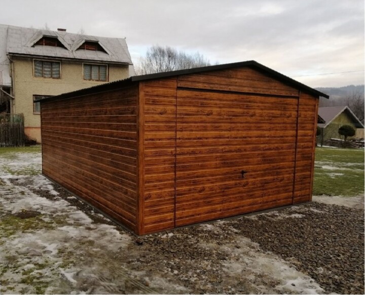 Plechová garáž 4x6 m s dreveným vzorom