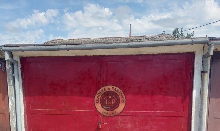 Predaj garáže v Seredi na ul. Čepeňská, 18m2