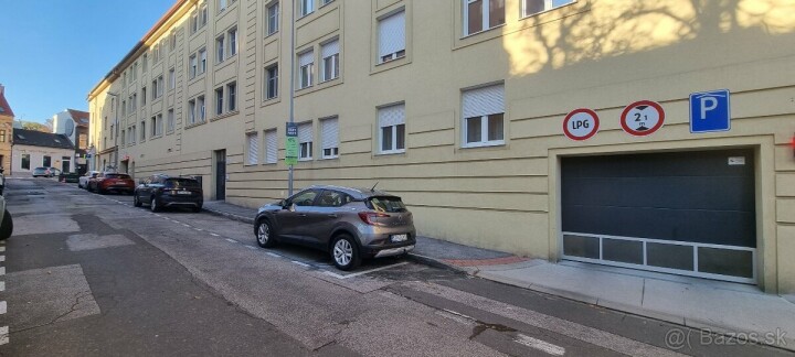 Dlhodobý prenájom garážového parkovacieho miesta v novostavbe na Beskydskej ulici