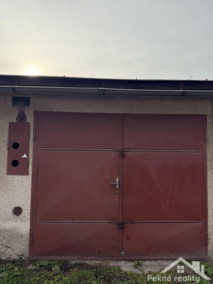 Prenájom garáže v centre Zvolena na Jesenského ulici