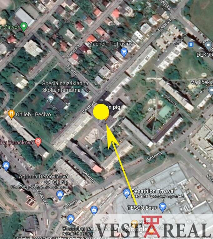 Prenájom parkovacieho miesta v oplotenej novostavbe na Poštovej ulici, Trnava