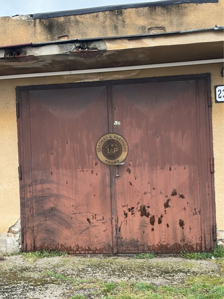 Predaj priestrannej garáže v Holíči na Športovej ulici