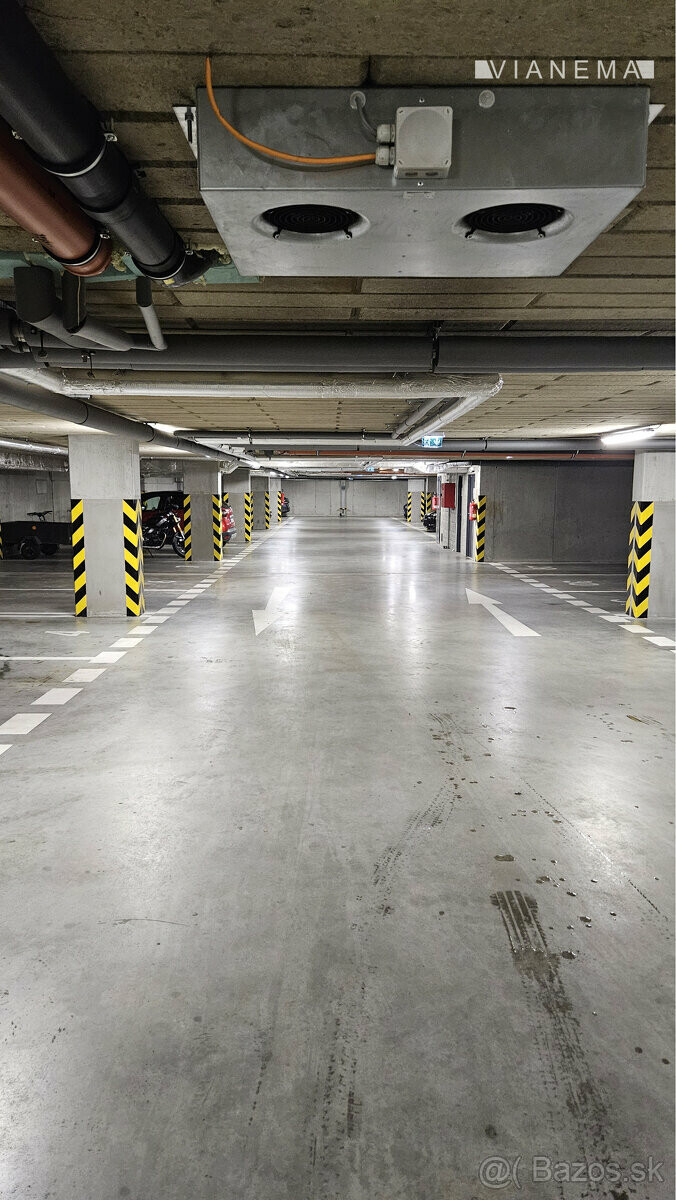 Na predaj garážové parkovacie miesto v novostavbe Panónka
