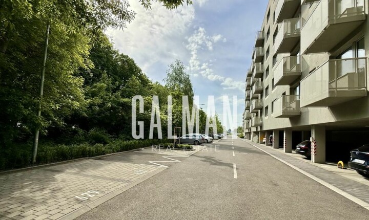 Predaj vnútorných garážových a vonkajších parkovacích miest v projekte Ovocné sady, BA II.