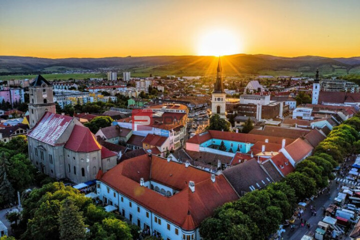 Prenájom samostatnej garáže v centre Pezinka na Záhradnej ulici