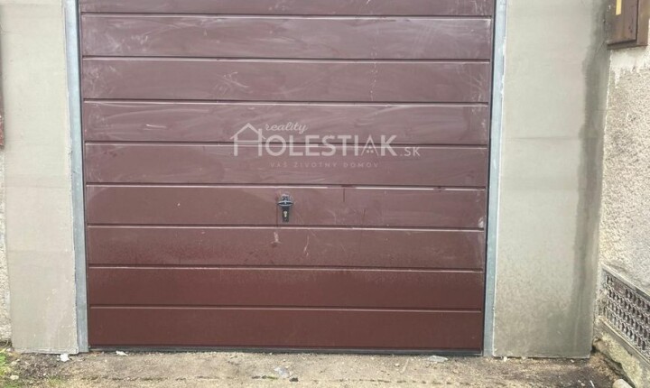 Na predaj garáž v Čadci s elektrickou prípojkou