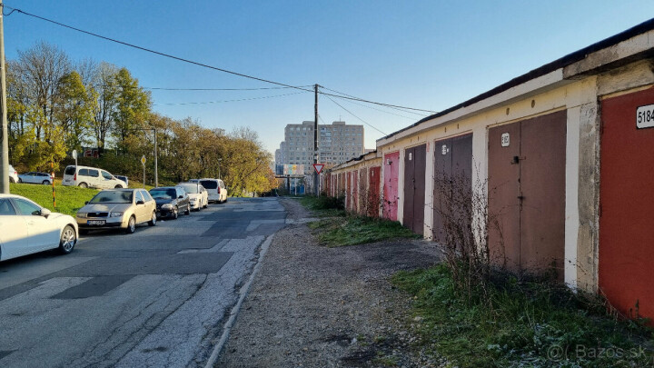 Predaj radovej garáže s pozemkom na ul. Račí potok, Košice - Sever