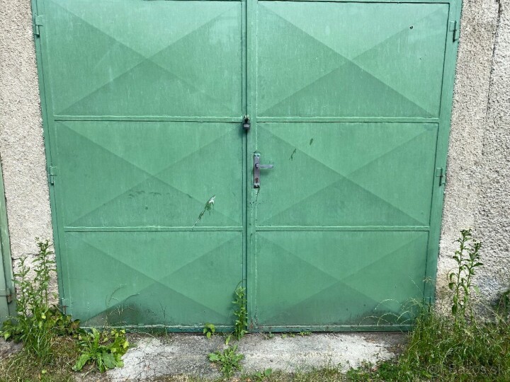 Prenájom garáže v chránenom vnútrobloku v Žiline