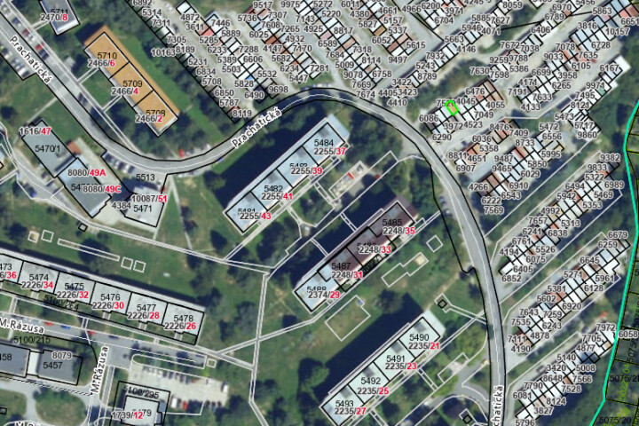 Predaj veľkej garáže vo Zvolene, Zlatý potok