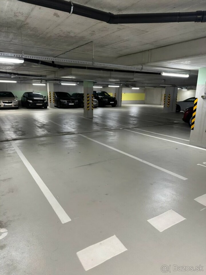 Parkovanie v podzemnej garáži Albelli