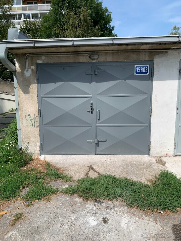 Prenájom garáže na Bajkalskej ulici