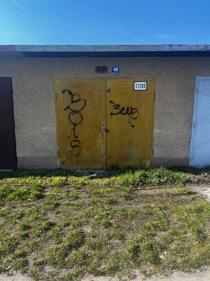 Predaj garáže na ulici Ľudovíta Stárku v Trenčíne